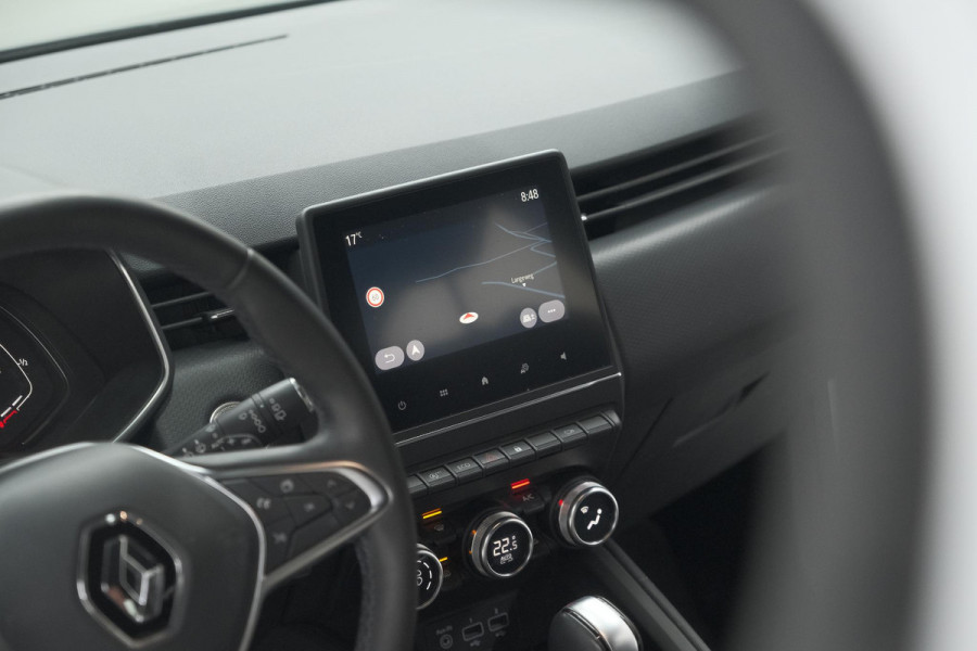 Renault Clio TCe 130 EDC Intens | Rondom Camera | Apple Carplay | Parkeersensoren | Climate Control