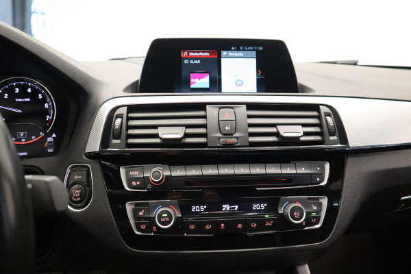 BMW 2 Serie Cabrio 220i High Executive H&K PDC