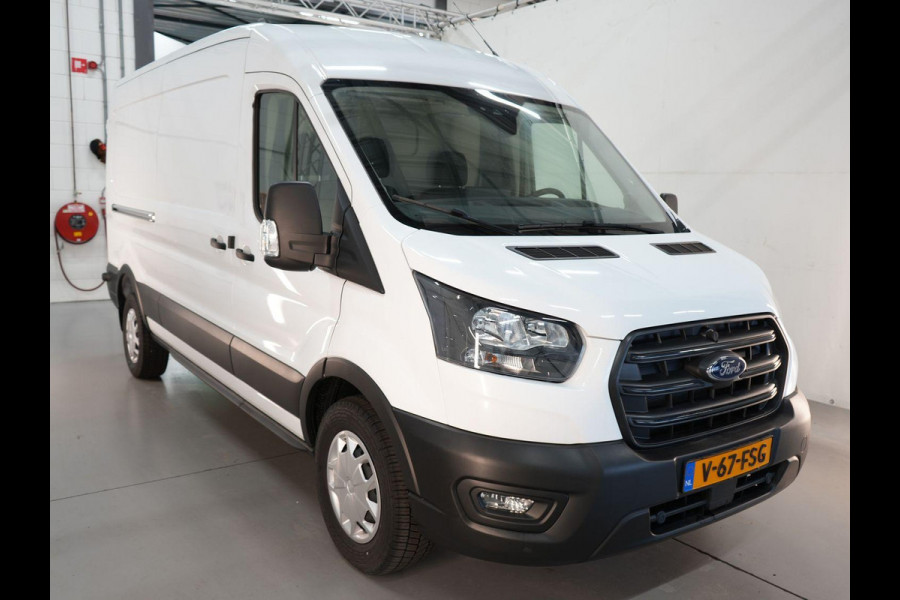 Ford Transit 350 2.0 TDCI L3H2 Trend 130pk | Safety en Comfort pack | Trekhaak | SYNC 4 Navigatie