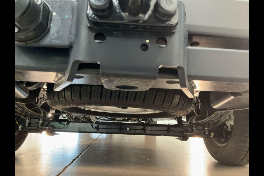 Ford Transit 350 2.0 TDCI L3H2 Trend 130pk | Safety en Comfort pack | Trekhaak | SYNC 4 Navigatie