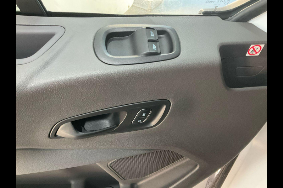 Ford Transit 350 2.0 TDCI L3H2 Trend 130pk | Safety en Comfort pack | Trekhaak | SYNC 4 Navigatie