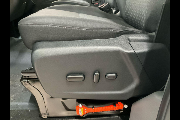 Ford Transit 350 2.0 TDCI L3H2 Trend 130pk | Safety en Comfort pack | Trekhaak | SYNC 4 Navigatie
