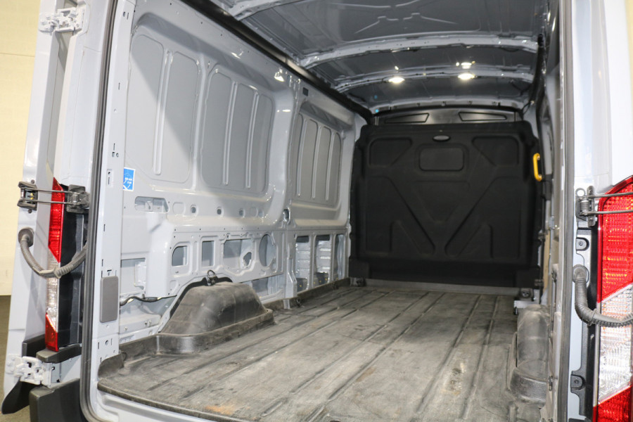 Ford E-Transit 350 L3 H2 Trend 68 kWh Navigatie Adapt. Cruise 360 Camera