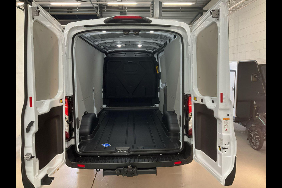 Ford Transit 350 2.0 TDCI L3H2 Trend 130pk | Safety Comfort-pakket | Navigatie Pack | Trekhaak | Adaptieve Cruise | BLIS