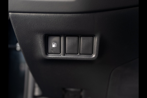 Toyota C-HR 1.8 Hybrid First Edition | JBL | LED koplampen | BSM | Navi | PDC V&A | Prijs Rijklaar!!
