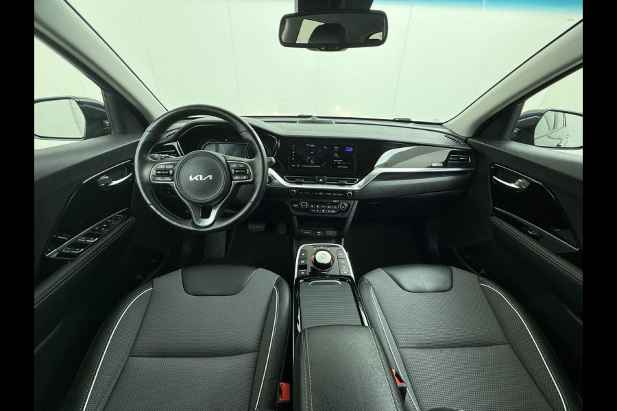 Kia e-Niro Edition 64 kWh 3-fase lader | SOH 94% |1e eigenaar | Origineel Nederlands | Dealeronderhouden | Stoel + stuur verwarming |Rijklaar prijs met garantie!