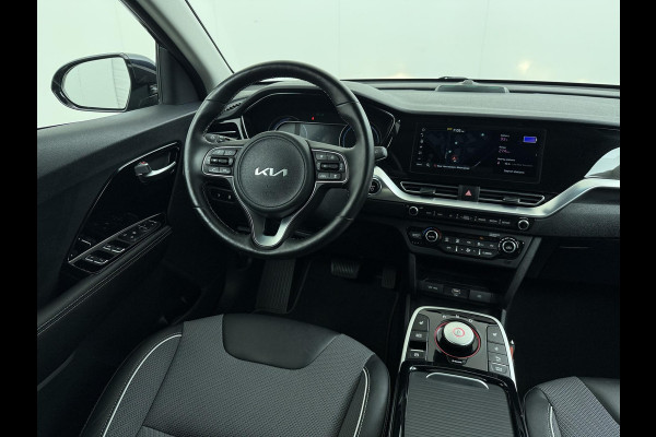 Kia e-Niro Edition 64 kWh 3-fase lader | SOH 94% |1e eigenaar | Origineel Nederlands | Dealeronderhouden | Stoel + stuur verwarming |Rijklaar prijs met garantie!