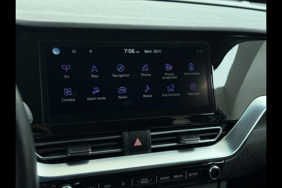Kia e-Niro Edition 64 kWh 3-fase lader | SOH 94% |1e eigenaar | Origineel Nederlands | Dealeronderhouden | Stoel + stuur verwarming |Rijklaar prijs met garantie!
