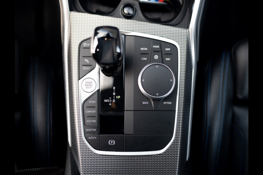 BMW 3-serie 320i High Executive | M-Sport | Laser | Stoelgeheugen | Trekhaak wegkl. | 19'' | Head Up | Camera | Keyless | Prijs Rijklaar!!