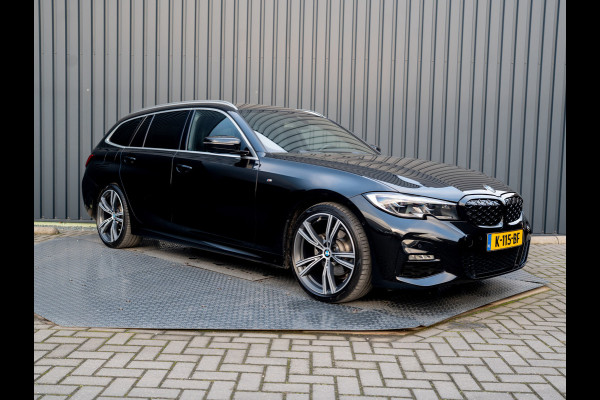 BMW 3-serie 320i High Executive | M-Sport | Laser | Stoelgeheugen | Trekhaak wegkl. | 19'' | Head Up | Camera | Keyless | Prijs Rijklaar!!