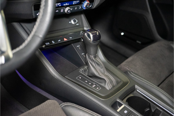 Audi Q3 Sportback 45 TFSI e S Edition 245PK | Pano | Sonos | Trekhaak | Sfeer | VOL! 12 MND Garantie
