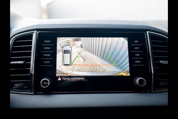 Škoda Karoq 1.5 TSI ACT Business Edition Plus | Elk. A-klep | Camera | Adapt. Cr. | Prijs Rijklaar!!