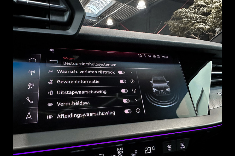 Audi S3 Sportback 2.0 TFSI S3 quattro Akrapovic |SONOS|RS-Seats|Leder|Panorama