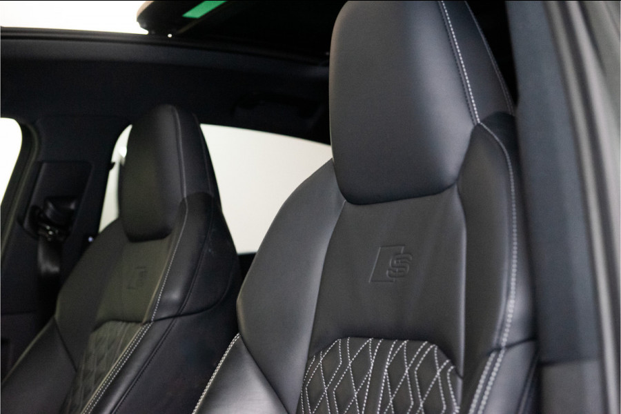 Audi e-tron Sportback S Quattro 95 kWh 504PK | Pano | B&O | RS Stoelen | Sfeer | 12 MND Garantie