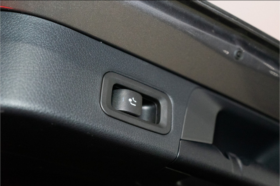 Mercedes-Benz B-Klasse 250 e AMG 218PK | NL AUTO+NAP | Pano | Memory | Burmester | Sfeer | Trekhaak | VOL! 12 MND Garantie