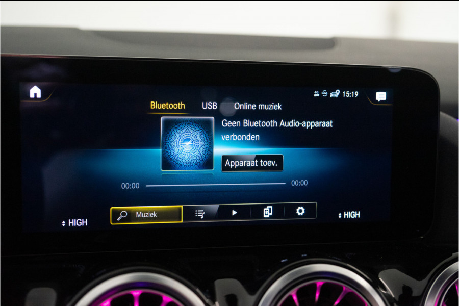 Mercedes-Benz B-Klasse 250 e AMG 218PK | NL AUTO+NAP | Pano | Memory | Burmester | Sfeer | Trekhaak | VOL! 12 MND Garantie