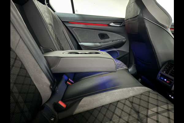 Volkswagen Golf 1.5 eTSI R-Line Pano Harman/Kardon Carplay Sfeer