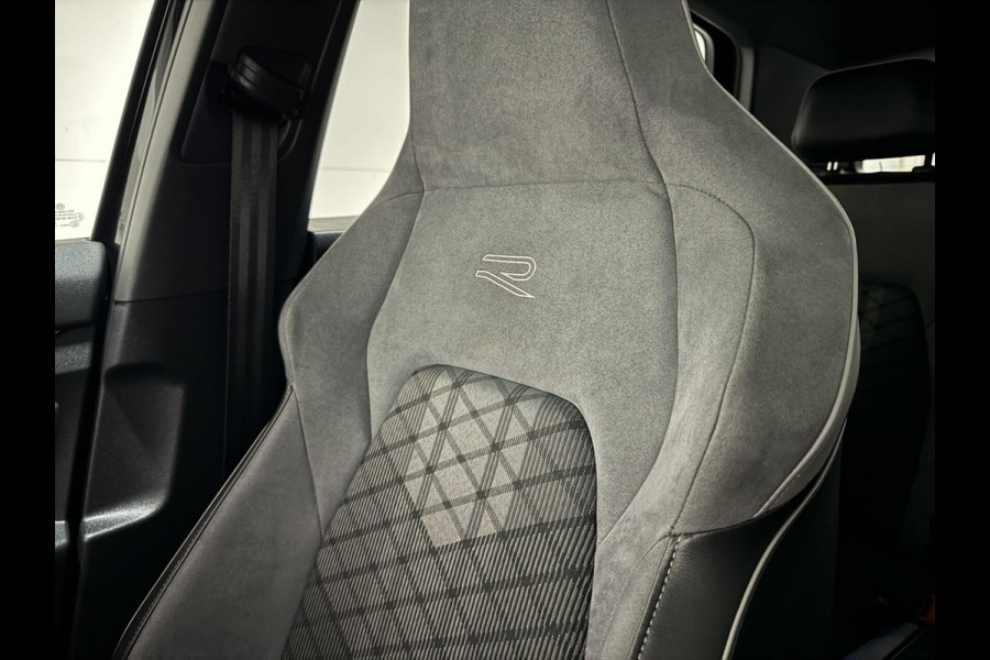 Volkswagen Golf 1.5 eTSI R-Line Pano Harman/Kardon Carplay Sfeer