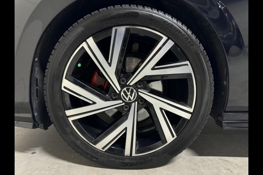 Volkswagen Golf 1.5 eTSI R-Line Pano Harman/Kardon Carplay Sfeer