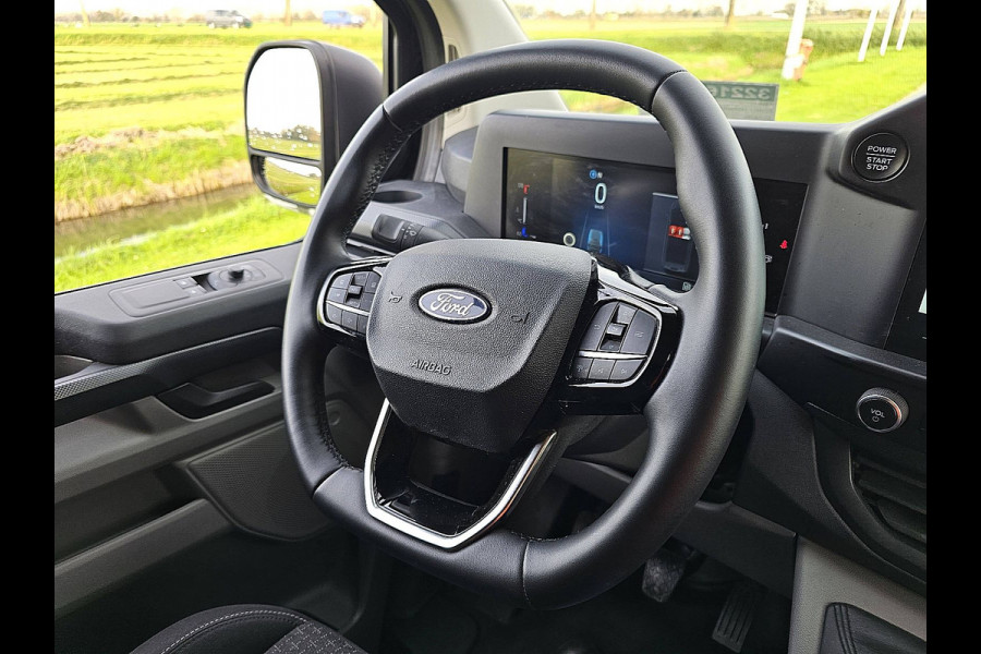 Ford Transit Custom 320 2.0 TDCI L2H1 LED Navi Verlengde Fabrieksgarantie! Apple Carplay Airco Euro6 136 PK!