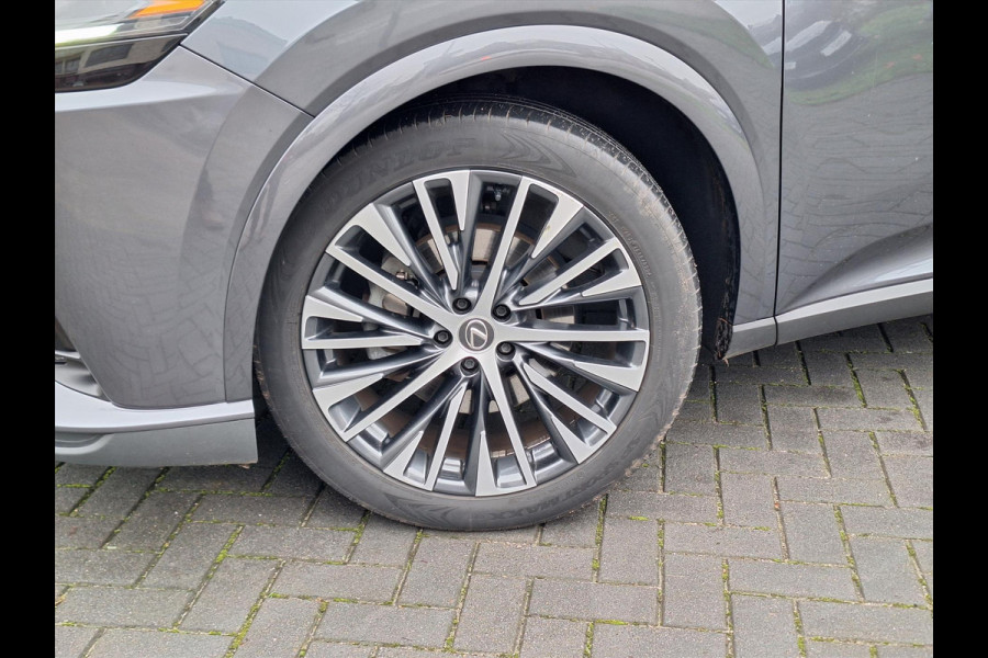 Lexus RX 450h+ AWD Executive Line | Panoramadak, 21 inch, Dodehoekherkenning, Memory, Stoelventilatie, Stuurverwarming