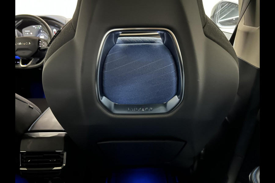 Lynk & Co 01 1.5 Plug-in Black Edition Sfeerver. 360° NAP