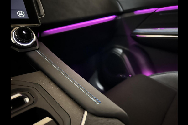 Lynk & Co 01 1.5 Plug-in Black Edition Sfeerver. 360° NAP