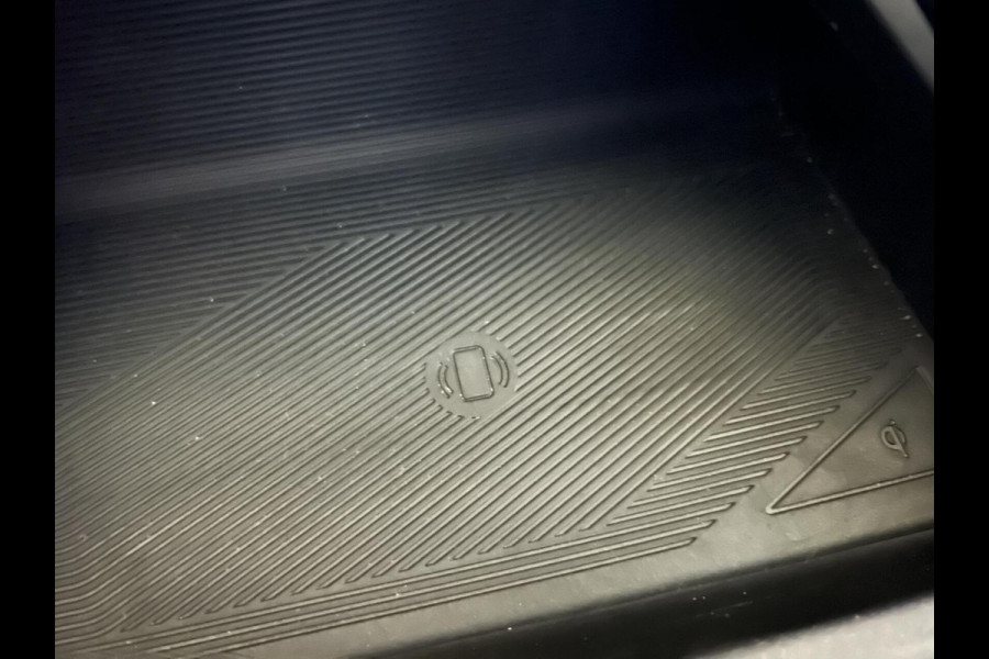 Lynk & Co 01 1.5 Plug-in Black Edition Sfeerver. 360° NAP