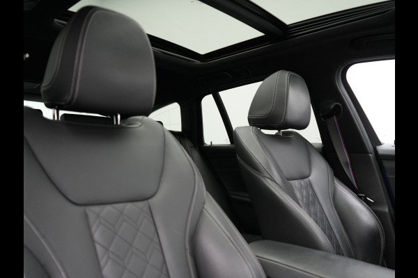 BMW 3 Serie Touring 330e M Sport Plug In Hybrid 293pk Dealer O.H. PHEV | Panodak | Head Up | 360 Camera | Adaptive Cruise | Harman & Kardon | Nappa Lederen Sportstoelen Memory & Verwarmd | Adaptief Onderstel | Laser LED | Apple Carplay | Sfeerverlichting |