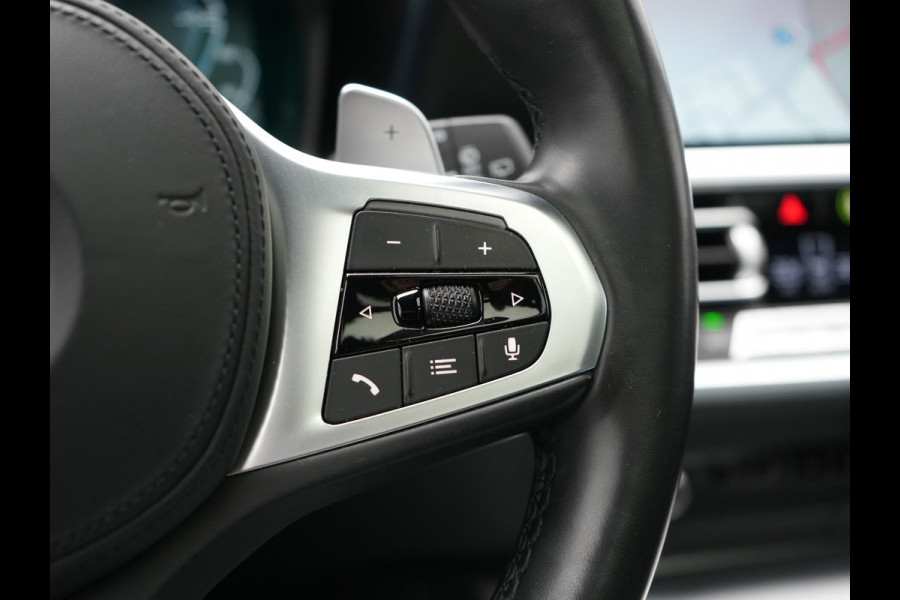 BMW 3 Serie Touring 330e M Sport Plug In Hybrid 293pk Dealer O.H. PHEV | Panodak | Head Up | 360 Camera | Adaptive Cruise | Harman & Kardon | Nappa Lederen Sportstoelen Memory & Verwarmd | Adaptief Onderstel | Laser LED | Apple Carplay | Sfeerverlichting |