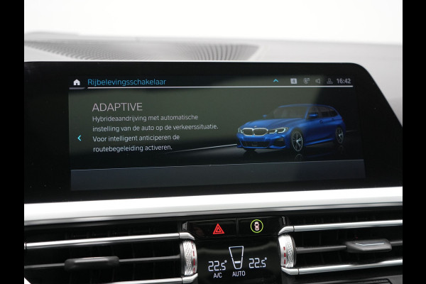 BMW 3 Serie Touring 330e M Sport Plug In Hybrid 293pk Dealer O.H. PHEV | Panodak | Head Up | 360 Camera | Adaptive Cruise | Harman & Kardon | Nappa Lederen Sportstoelen Memory & Verwarmd | Adaptief Onderstel | Laser LED | Apple Carplay | Sfeerverlichting |