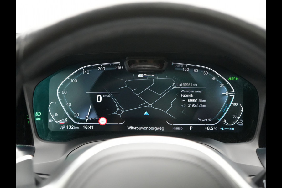 BMW 3 Serie Touring 330e M Sport Plug In Hybrid 293pk Dealer O.H. PHEV | Panodak | Head Up | 360 Camera | Adaptive Cruise | Harman & Kardon | Nappa Lederen Sportstoelen Memory & Verwarmd | Adaptief Onderstel | Laser LED | Apple Carplay | Sfeerverlichting |
