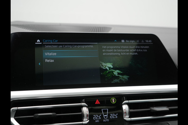 BMW 3 Serie Touring 330e M Sport Plug In Hybrid 293pk Dealer O.H. PHEV | Panodak | Head Up | 360 Camera | Adaptive Cruise | Harman & Kardon | Nappa Lederen Sportstoelen Memory & Verwarmd | Adaptief Onderstel | Laser LED | Apple Carplay | Sfeerverlichting |