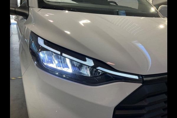 Ford Transit Custom 320 2.0 TDCI L1H1 Limited 150pk! | 17 inch | Stoelverwarming | Camera | Parkeersensoren | Volledig meegespoten bumpers