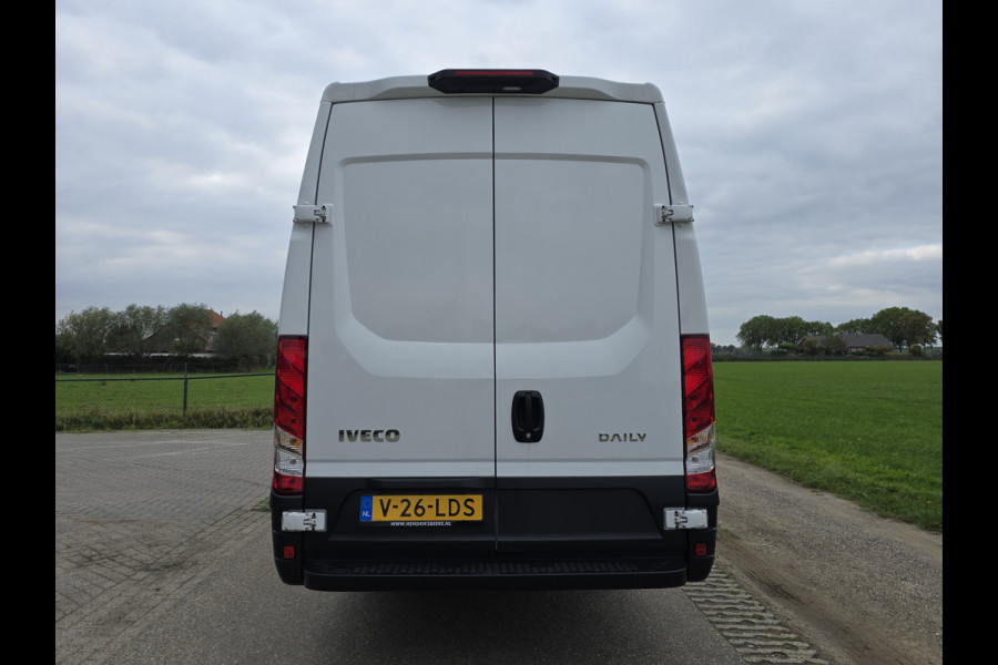 Iveco Daily 35S16V 2.3 410 H2 L3 H2 - 160 Pk - Euro 6 - ParkeerCamera - Airco - Cruise Control - L4 H2