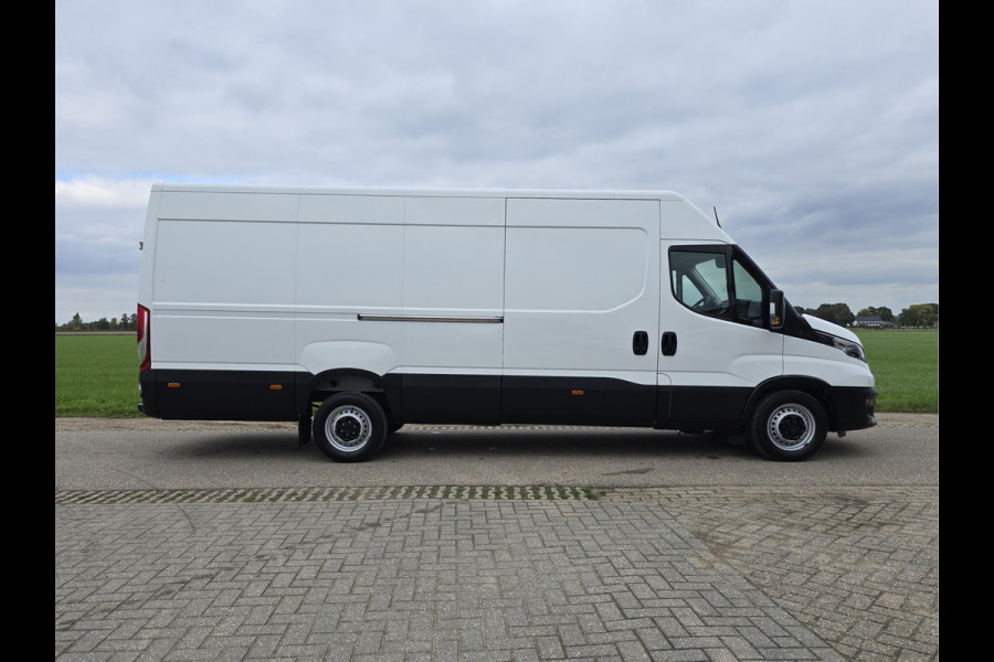 Iveco Daily 35S16V 2.3 410 H2 L3 H2 - 160 Pk - Euro 6 - ParkeerCamera - Airco - Cruise Control - L4 H2