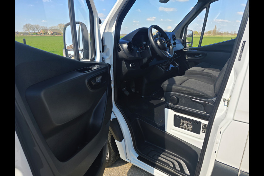 Mercedes-Benz Sprinter 315 1.9 CDI L3H2 RWD - 150 Pk - Euro 6 - RWD - MBUX - Camera - Airco - Cruise Control