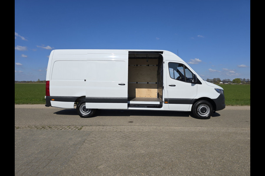 Mercedes-Benz Sprinter 315 1.9 CDI L3H2 RWD - 150 Pk - Euro 6 - RWD - MBUX - Camera - Airco - Cruise Control