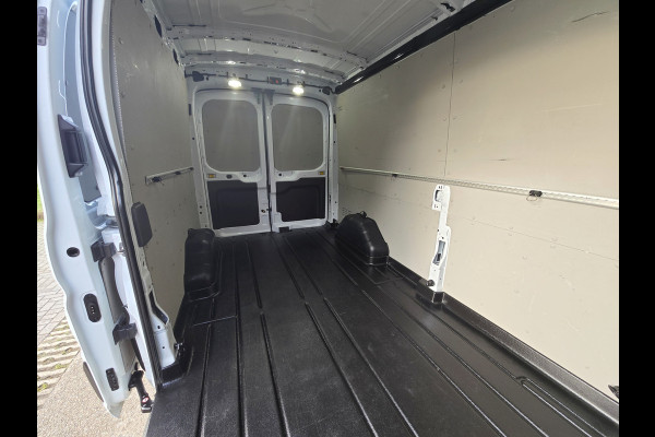 Ford Transit 350 2.0 TDCI L3 H2 Trend - 130 Pk - Euro 6 - Airco - Cruise Control - Parkeersens. V+A