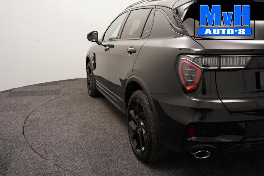 Lynk & Co 01 1.5 Hybride|FULL BLACK XL|ZWARTE.HEMEL|PANO|NAP