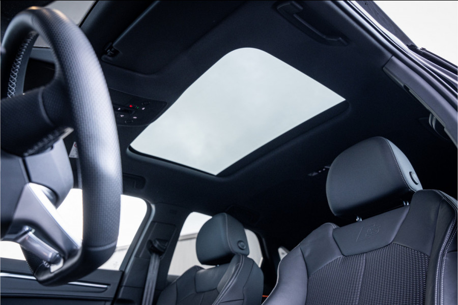 Audi Q3 Sportback 35 TFSI S Edition Competition - Panorama | Sonos | Carbon | Elek. Trekhaak | 360 Camera