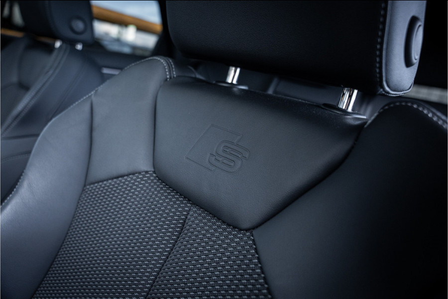 Audi Q3 Sportback 35 TFSI S Edition Competition - Panorama | Sonos | Carbon | Elek. Trekhaak | 360 Camera