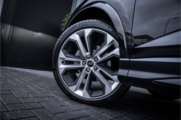 Audi Q3 Sportback 35 TFSI S Edition Competition - Panorama | Sonos | Carbon | Elek. Trekhaak | 360 Camera