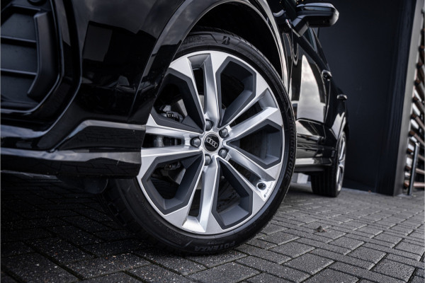 Audi Q3 Sportback 35 TFSI S Edition Competition - Panorama | Sonos | Carbon | Elek. Trekhaak | 360 Camera