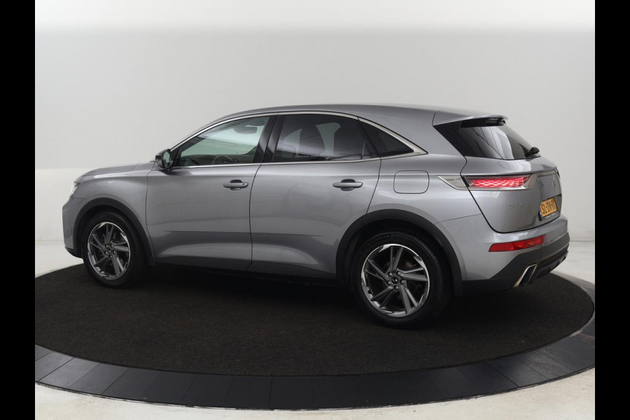 DS 7 Crossback E-Tense Be Chic | Camera | Bi-Xenon | Carplay | Navigatie | 19'' | Digital Cockpit | Climate control | Parkeerhulp | Cruise control | PHEV | Plug In