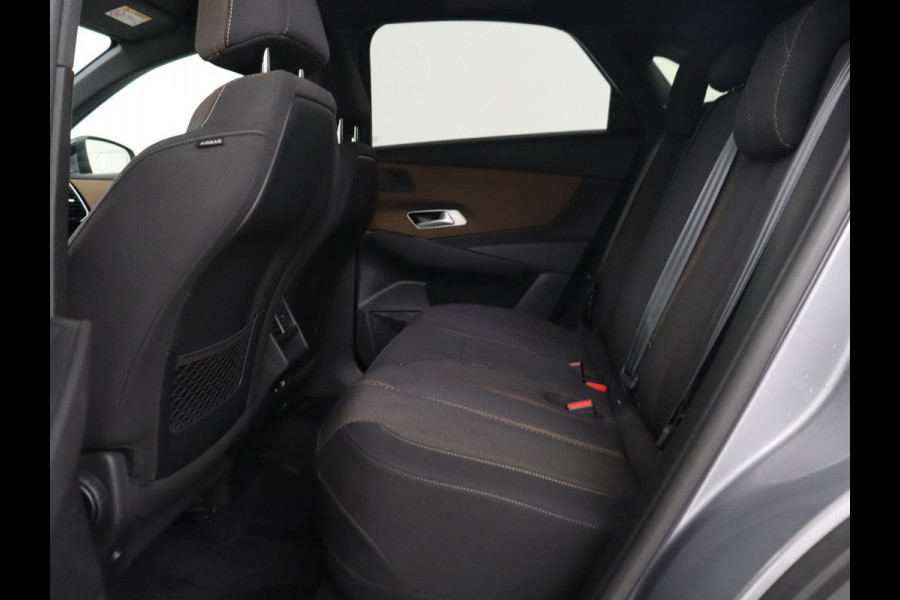 DS 7 Crossback E-Tense Be Chic | Camera | Bi-Xenon | Carplay | Navigatie | 19'' | Digital Cockpit | Climate control | Parkeerhulp | Cruise control | PHEV | Plug In