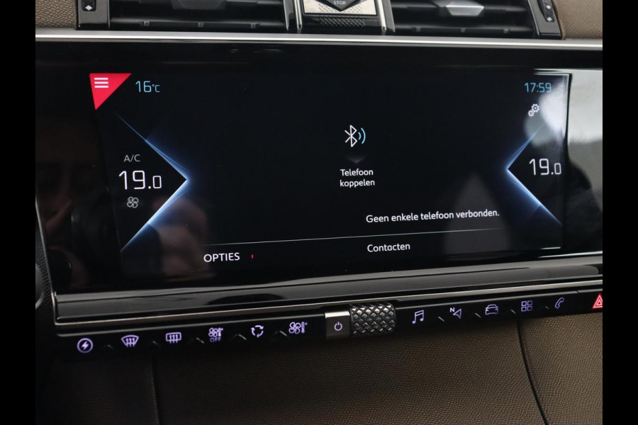 DS 7 Crossback E-Tense Be Chic | Camera | Bi-Xenon | Carplay | Navigatie | 19'' | Digital Cockpit | Climate control | Parkeerhulp | Cruise control | PHEV | Plug In
