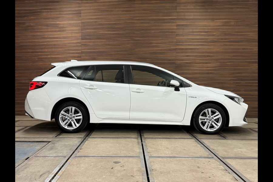 Toyota Corolla Touring Sports 1.8 Hybrid Active | Trekhaak | Camera | Carplay | 16' inch | NAP | LED | DAB