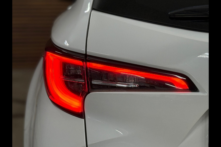 Toyota Corolla Touring Sports 1.8 Hybrid Active | Trekhaak | Camera | Carplay | 16' inch | NAP | LED | DAB