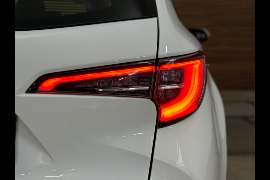 Toyota Corolla Touring Sports 1.8 Hybrid Active | Trekhaak | Camera | Carplay | 16' inch | NAP | LED | DAB